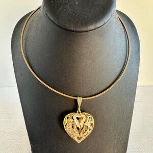 Vintage 1980s Openwork Puffy Heart Pendant Necklace on Gold Tone Choker